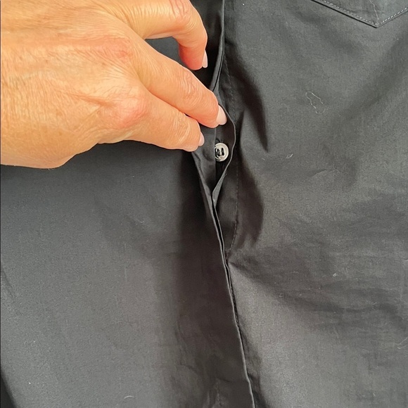 H&M Solid Black Button Down Shirt Hidden Button, Size 10 - Picture 4 of 9